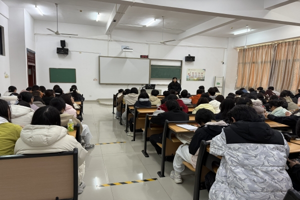 学部召开诚信考试教育大会